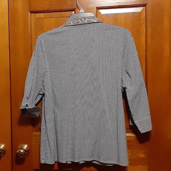 Westbound Checked Embroidered Button Down Top - Picture 7 of 7